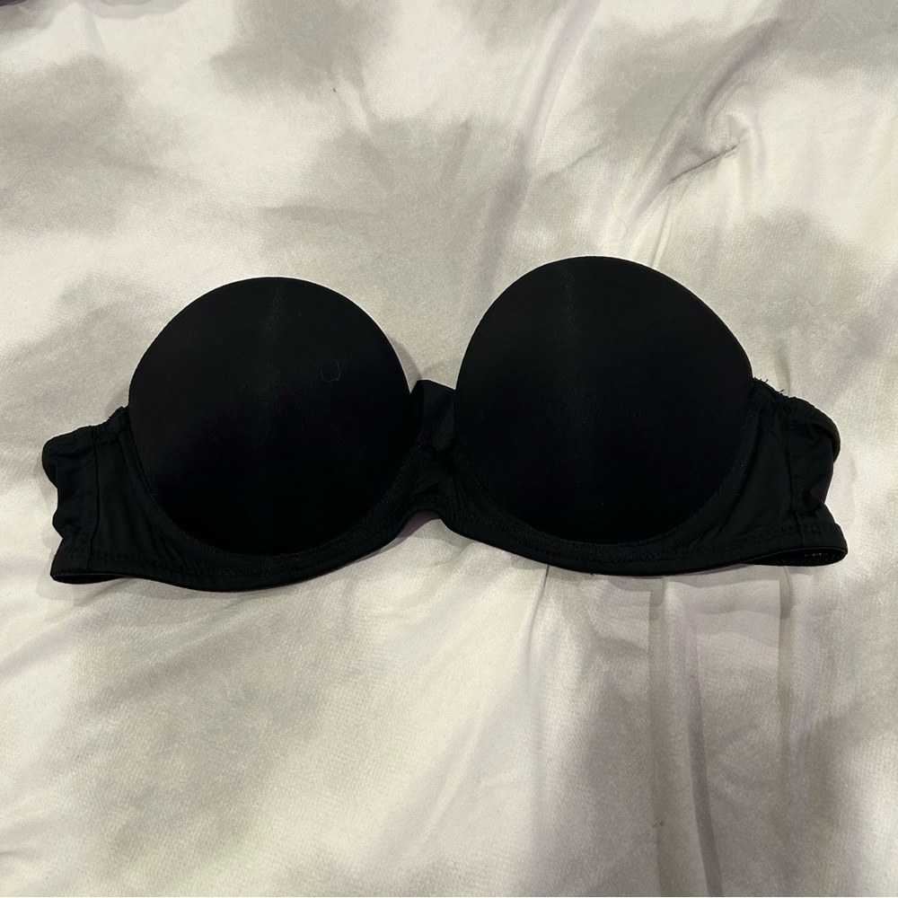 Strapless bra